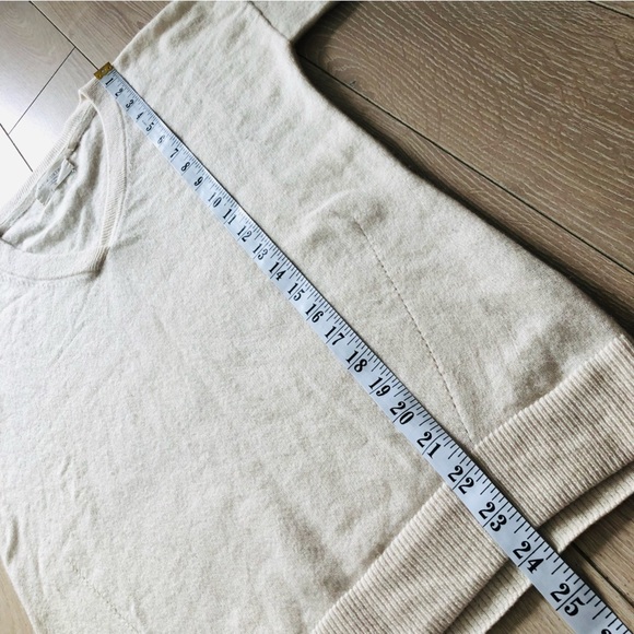 French Brand Marie Sixtine 100% Cashmere V Neck Sweater in Cream Size M - Picture 11 of 11